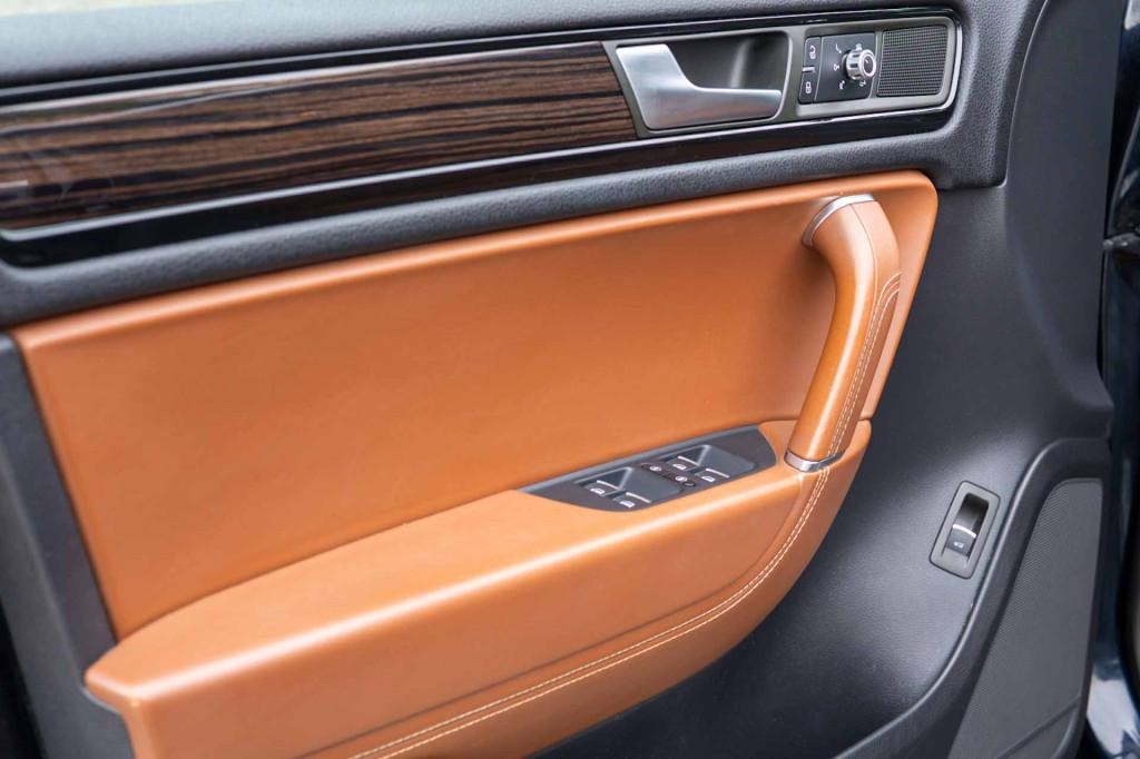 Volkswagen Touareg II 3.0 V6 TDI 240k Terrain Tech Edition X