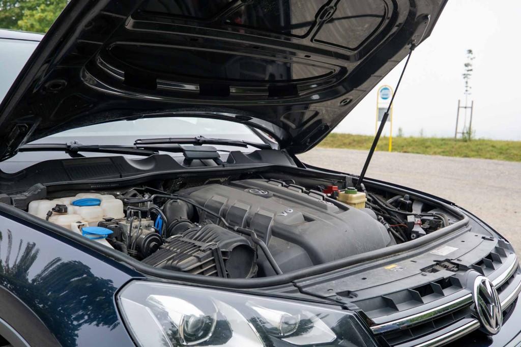 Volkswagen Touareg II 3.0 V6 TDI 240k Terrain Tech Edition X