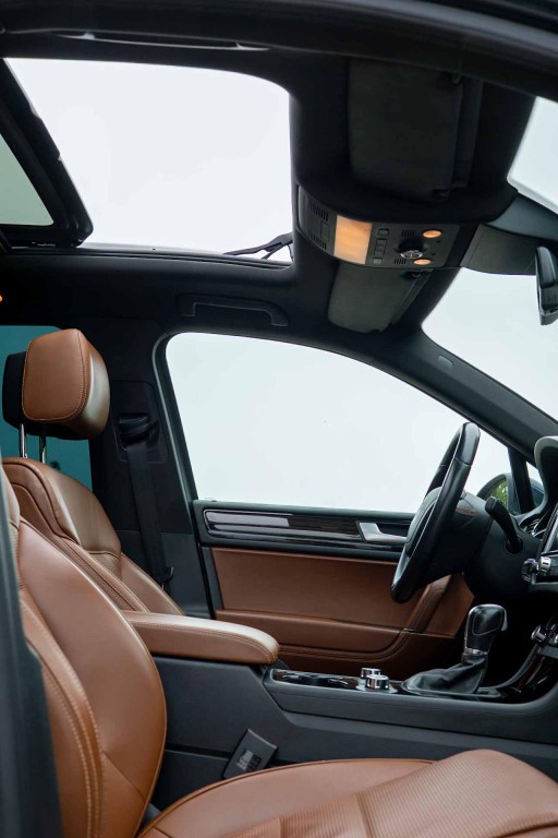 Volkswagen Touareg II 3.0 V6 TDI 240k Terrain Tech Edition X