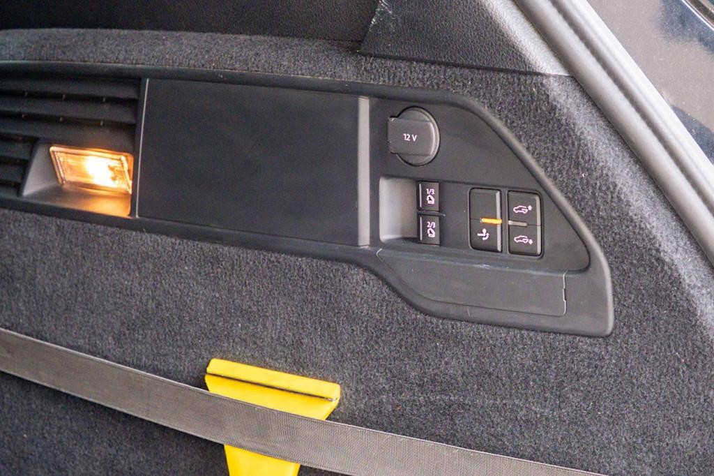 Volkswagen Touareg II 3.0 V6 TDI 240k Terrain Tech Edition X