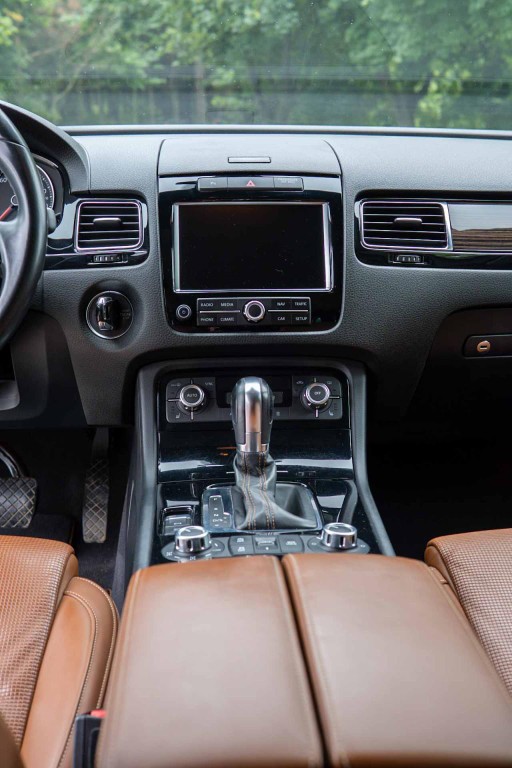 Volkswagen Touareg II 3.0 V6 TDI 240k Terrain Tech Edition X