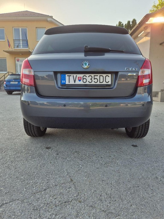 Škoda Fabia Hatchback 63kw Manuál