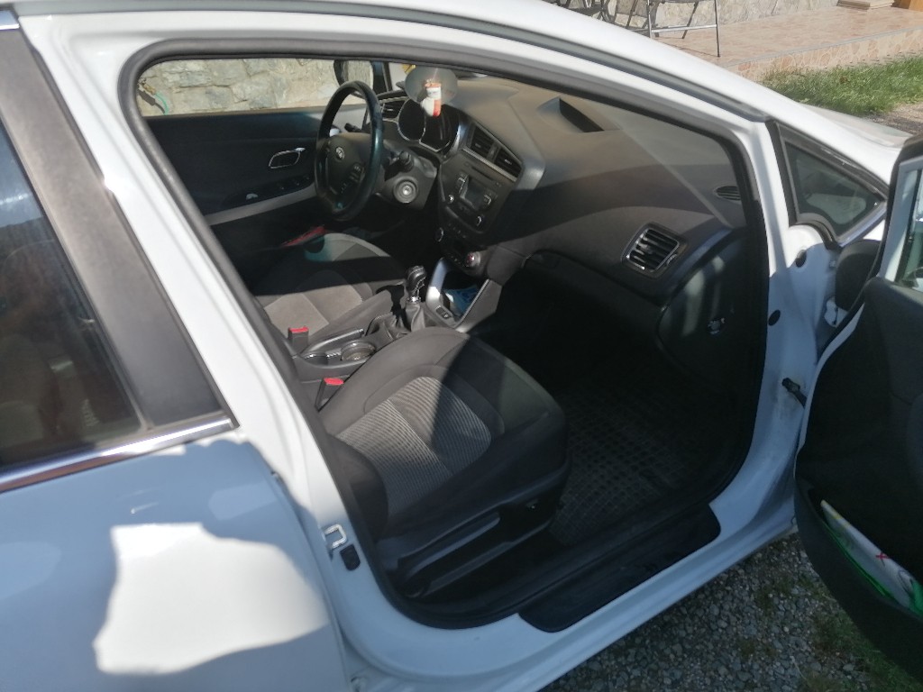 Kia Ceed 1.4 CVVT my2016 GOLD