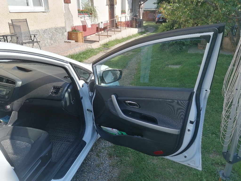 Kia Ceed 1.4 CVVT my2016 GOLD