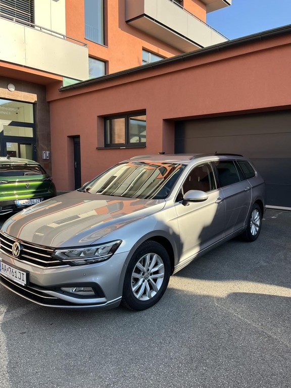 Volkswagen Passat Variant 2.0 TDI EVO Elegance DSG