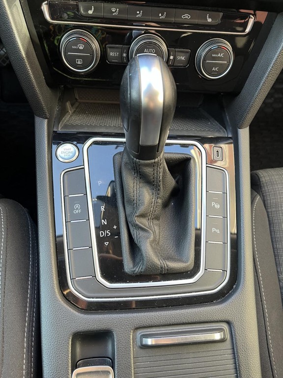 Volkswagen Passat Variant 2.0 TDI EVO Elegance DSG