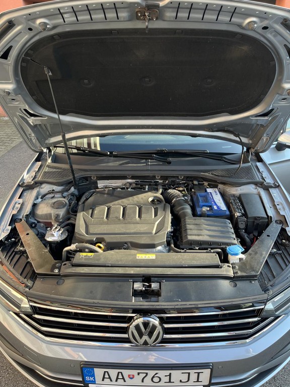 Volkswagen Passat Variant 2.0 TDI EVO Elegance DSG