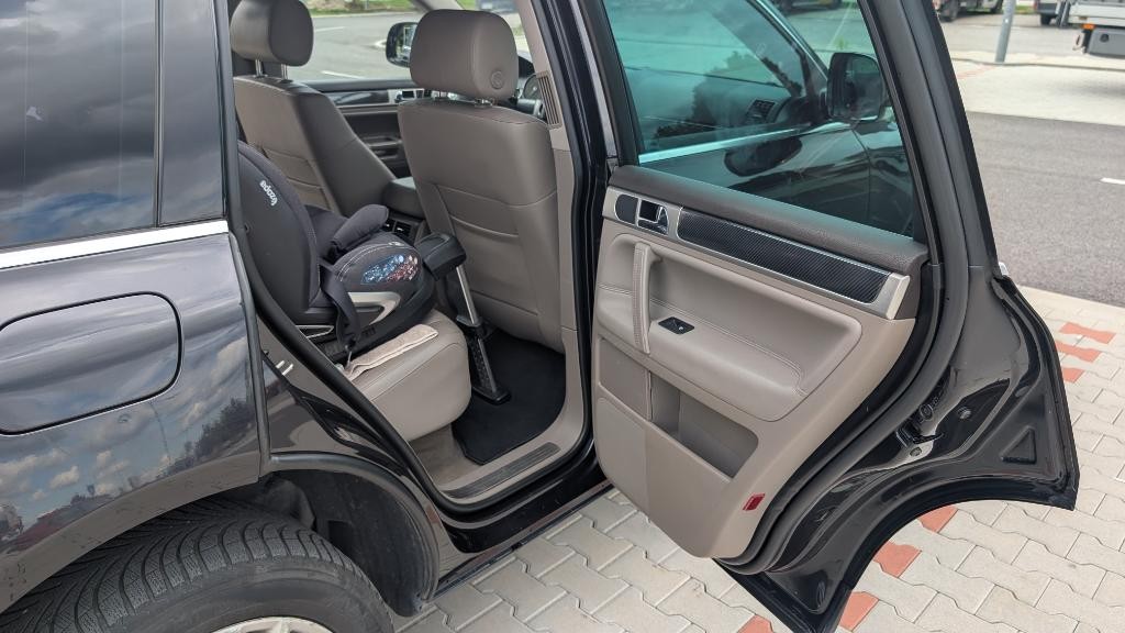 Volkswagen Touareg 3.0 V6 TDI. Tiptronic. 180kw