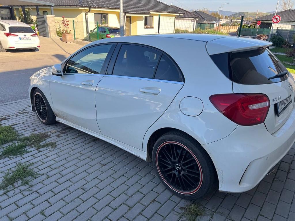 Mercedes A trieda Mercedes-Benz A trieda 180 CDI AMG Line