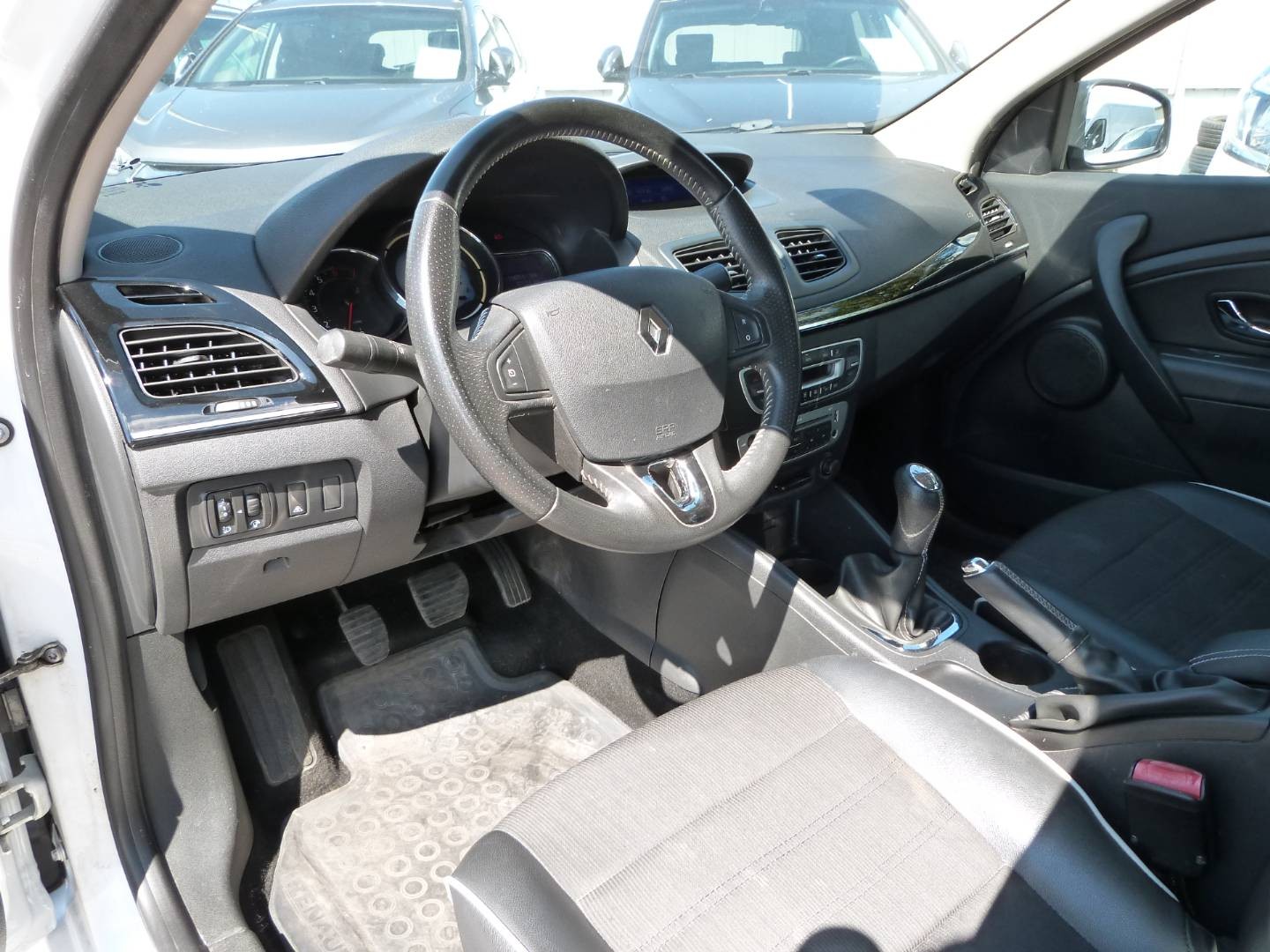 Renault Fluence 1.6 16V Privilege