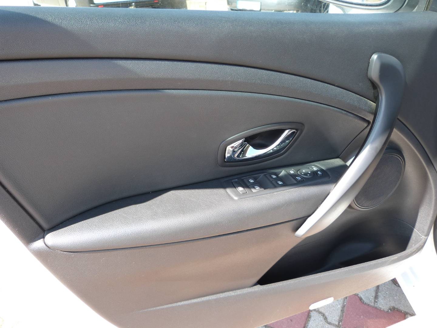 Renault Fluence 1.6 16V Privilege