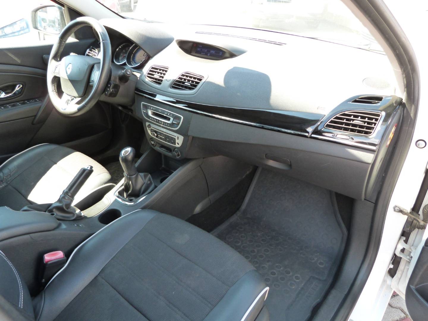 Renault Fluence 1.6 16V Privilege