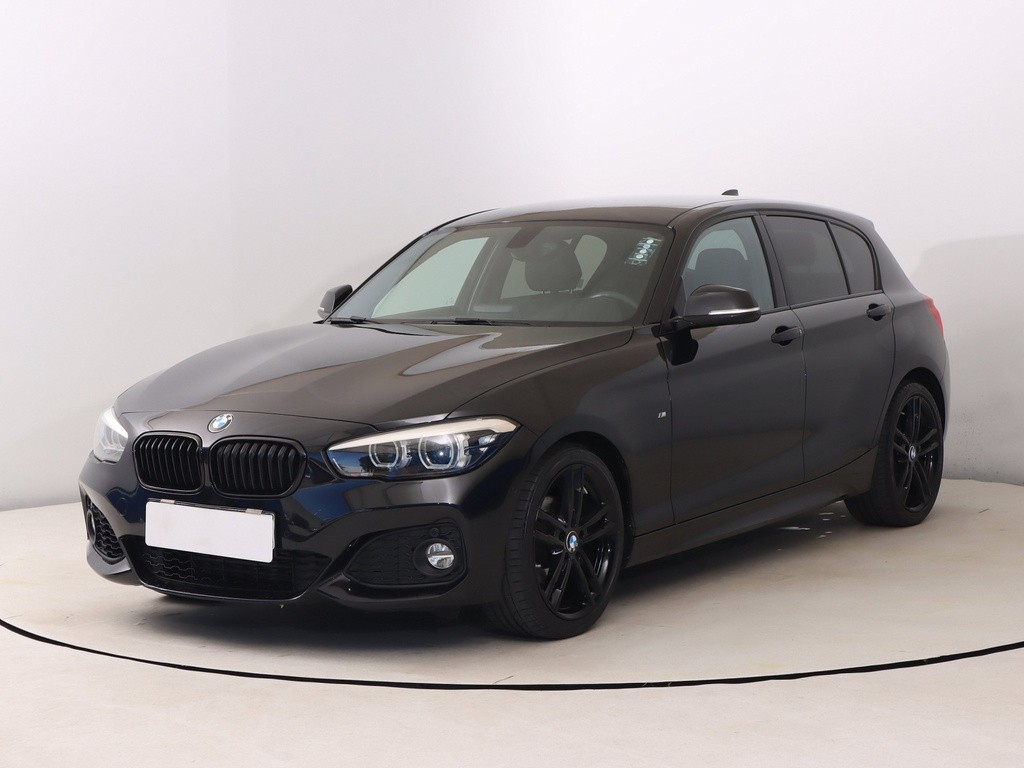 BMW 1 M Sport 116i Serv.kniha, Navigácia, Tempomat