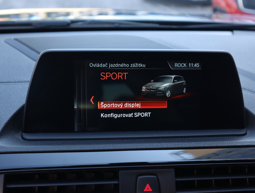 BMW 1 M Sport 116i Serv.kniha, Navigácia, Tempomat