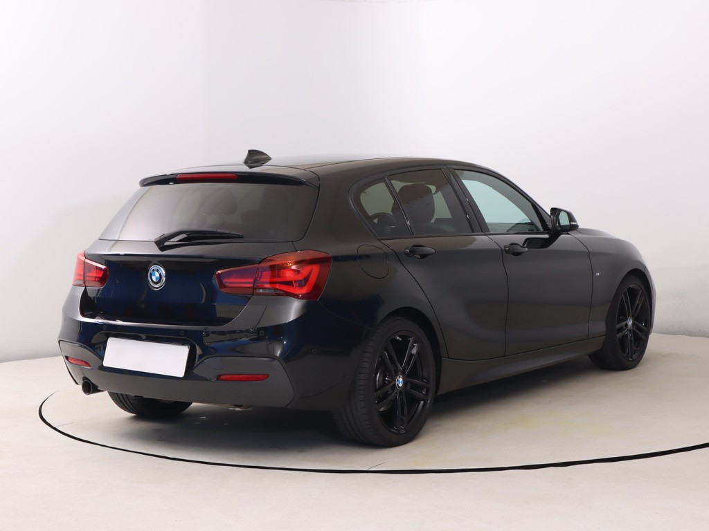 BMW 1 M Sport 116i Serv.kniha, Navigácia, Tempomat