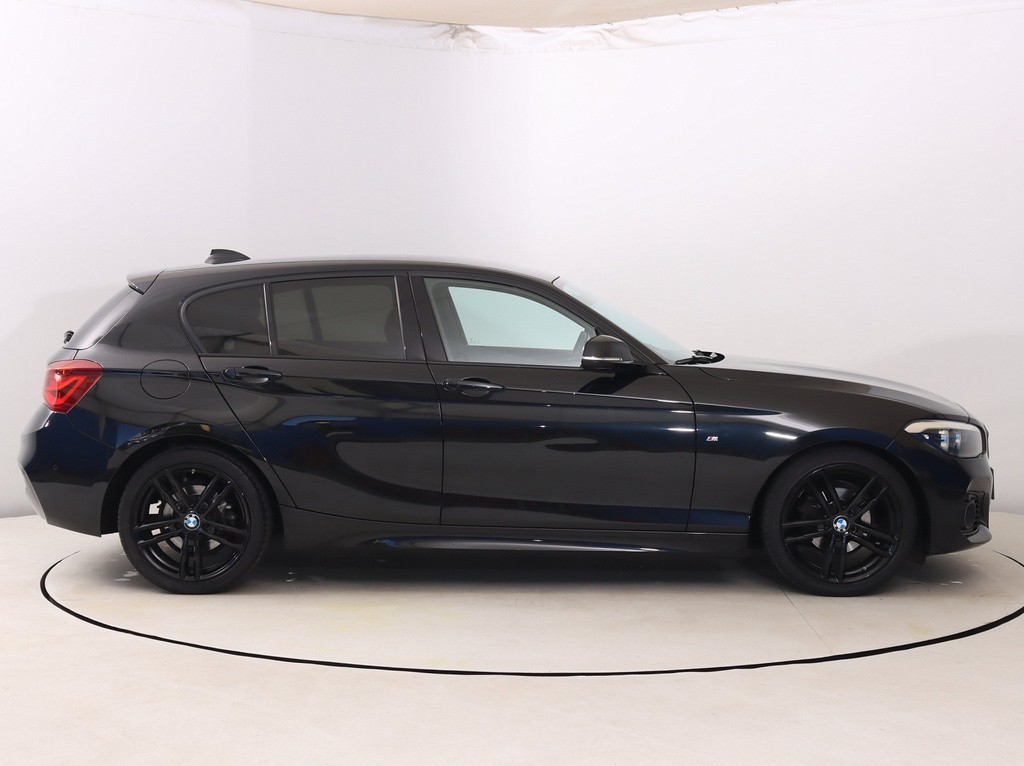 BMW 1 M Sport 116i Serv.kniha, Navigácia, Tempomat