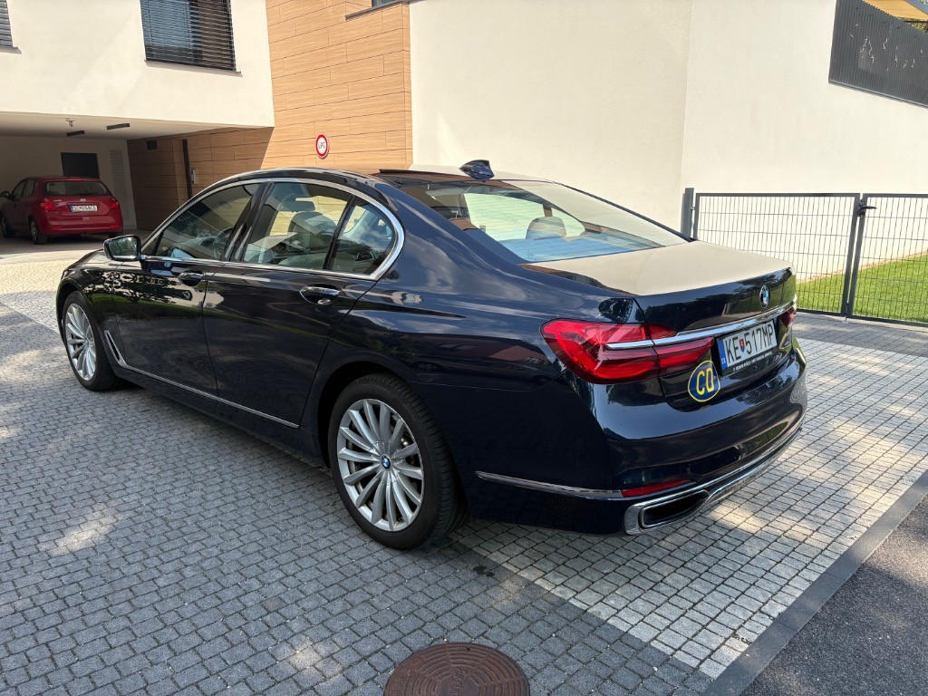 BMW rad 7 730d xDrive A/T