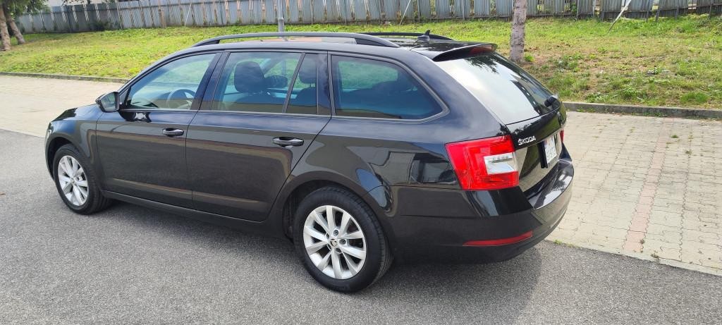 Škoda Octavia Combi 2.0 TDI SCR Style DSG
