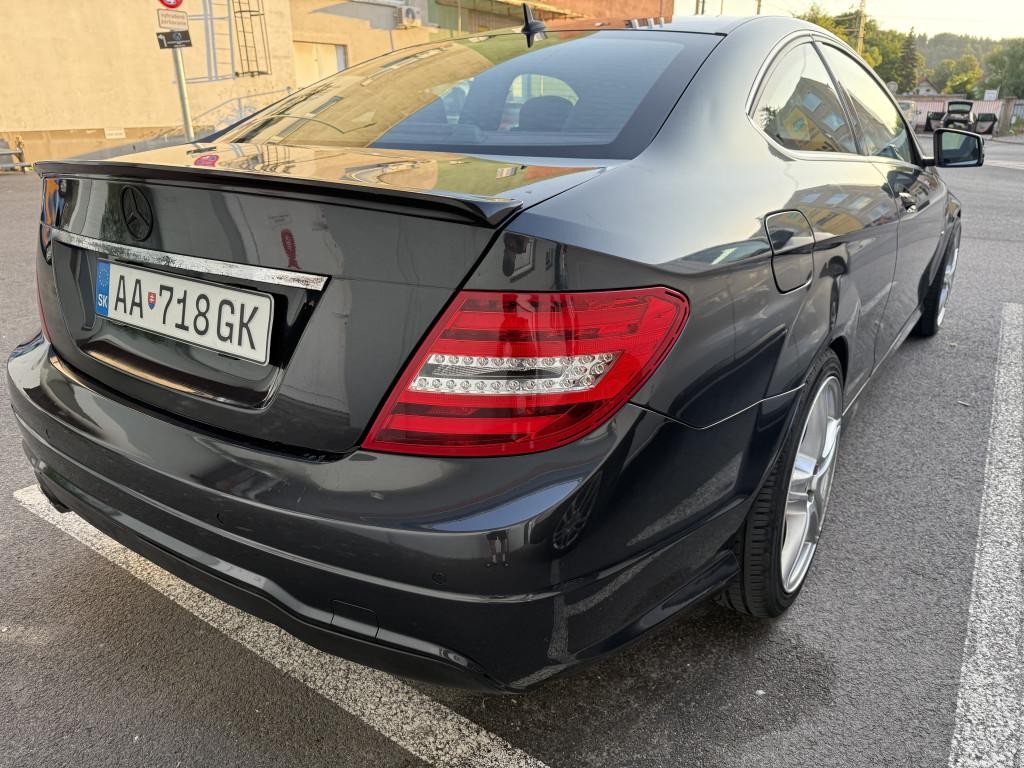 Mercedes C trieda Sportcoupé Coupé 120kw Automat