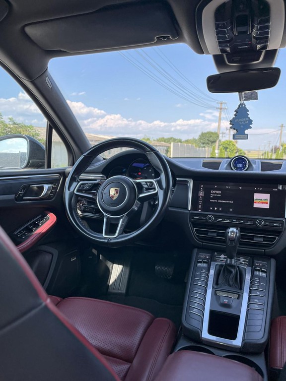 Porsche Macan 2.0 4x4 Benzín
