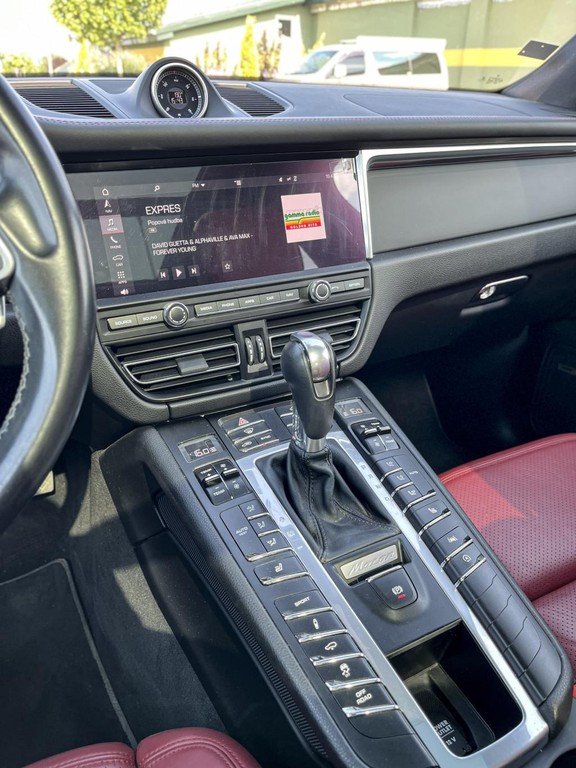 Porsche Macan 2.0 4x4 Benzín