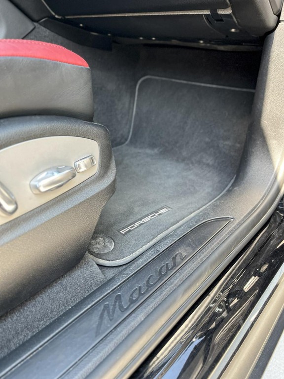 Porsche Macan 2.0 4x4 Benzín