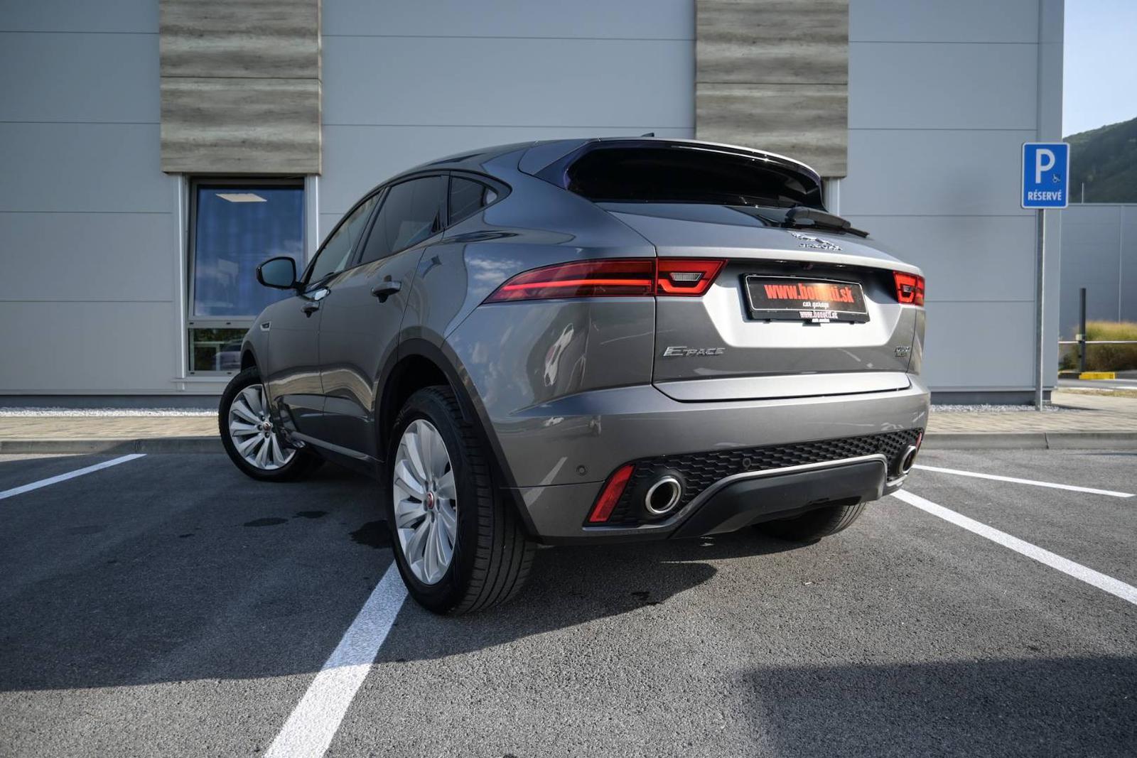 Jaguar E-Pace 2.0 I4 R-Dynamic S AWD A/T