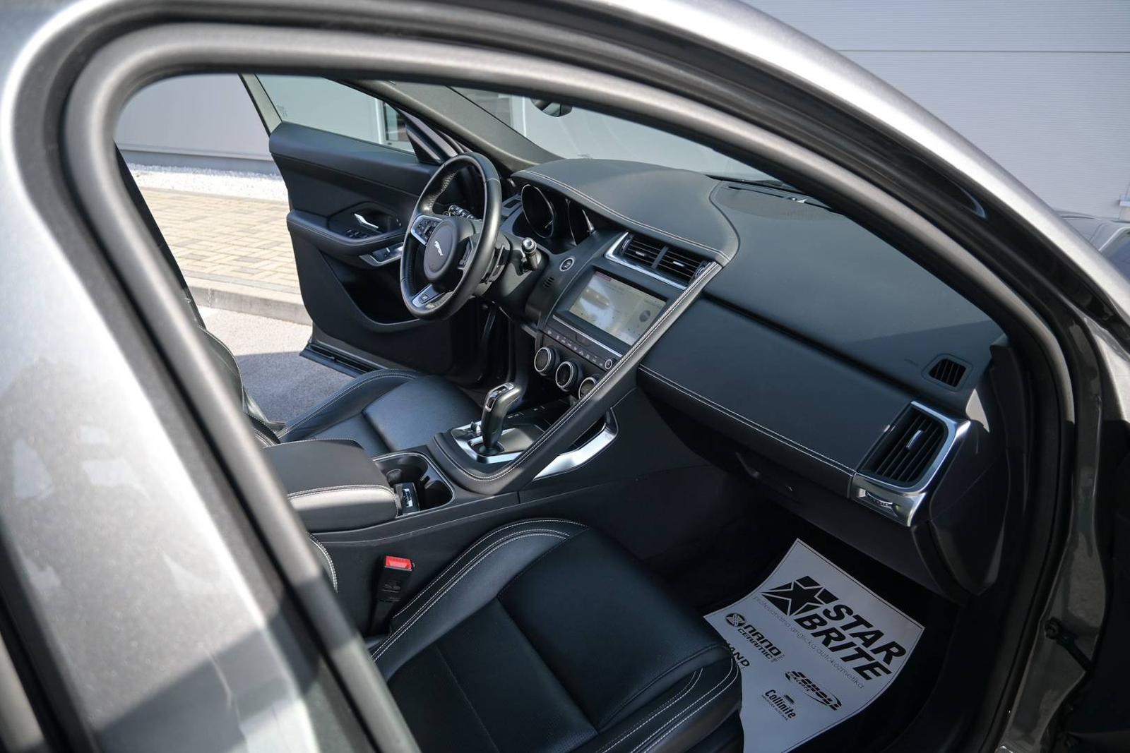 Jaguar E-Pace 2.0 I4 R-Dynamic S AWD A/T