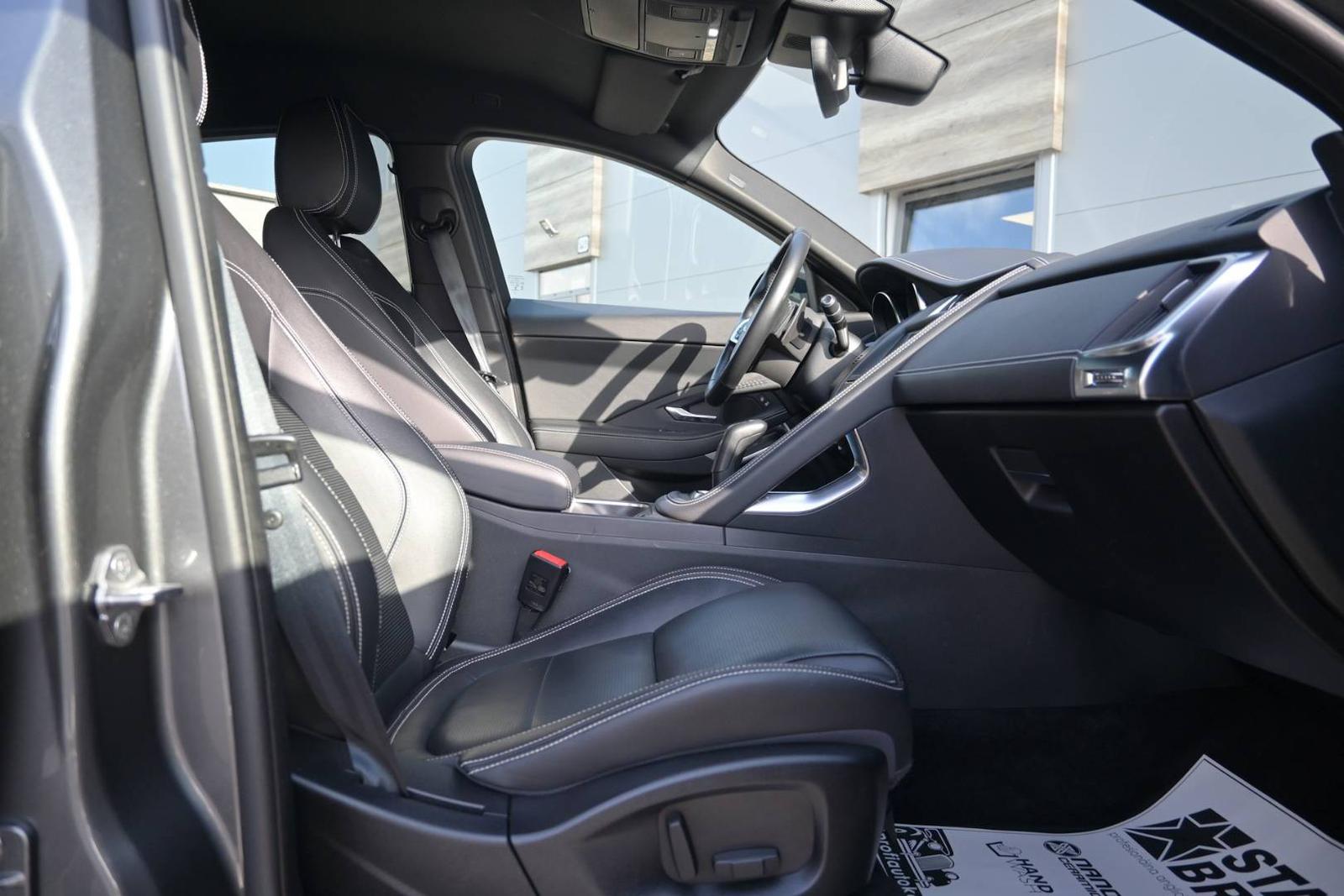 Jaguar E-Pace 2.0 I4 R-Dynamic S AWD A/T