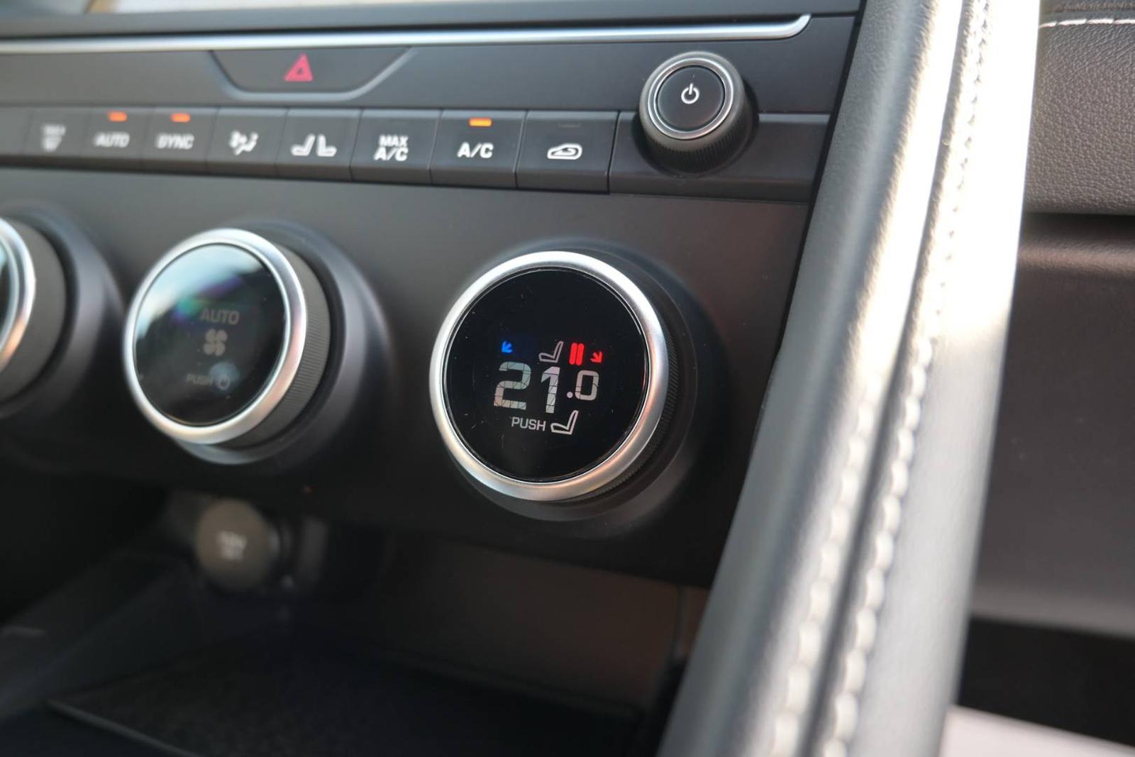 Jaguar E-Pace 2.0 I4 R-Dynamic S AWD A/T