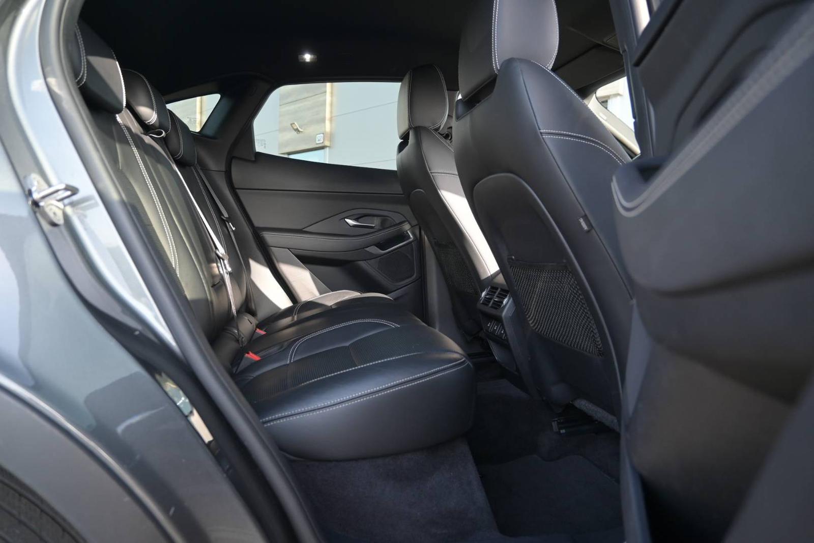 Jaguar E-Pace 2.0 I4 R-Dynamic S AWD A/T