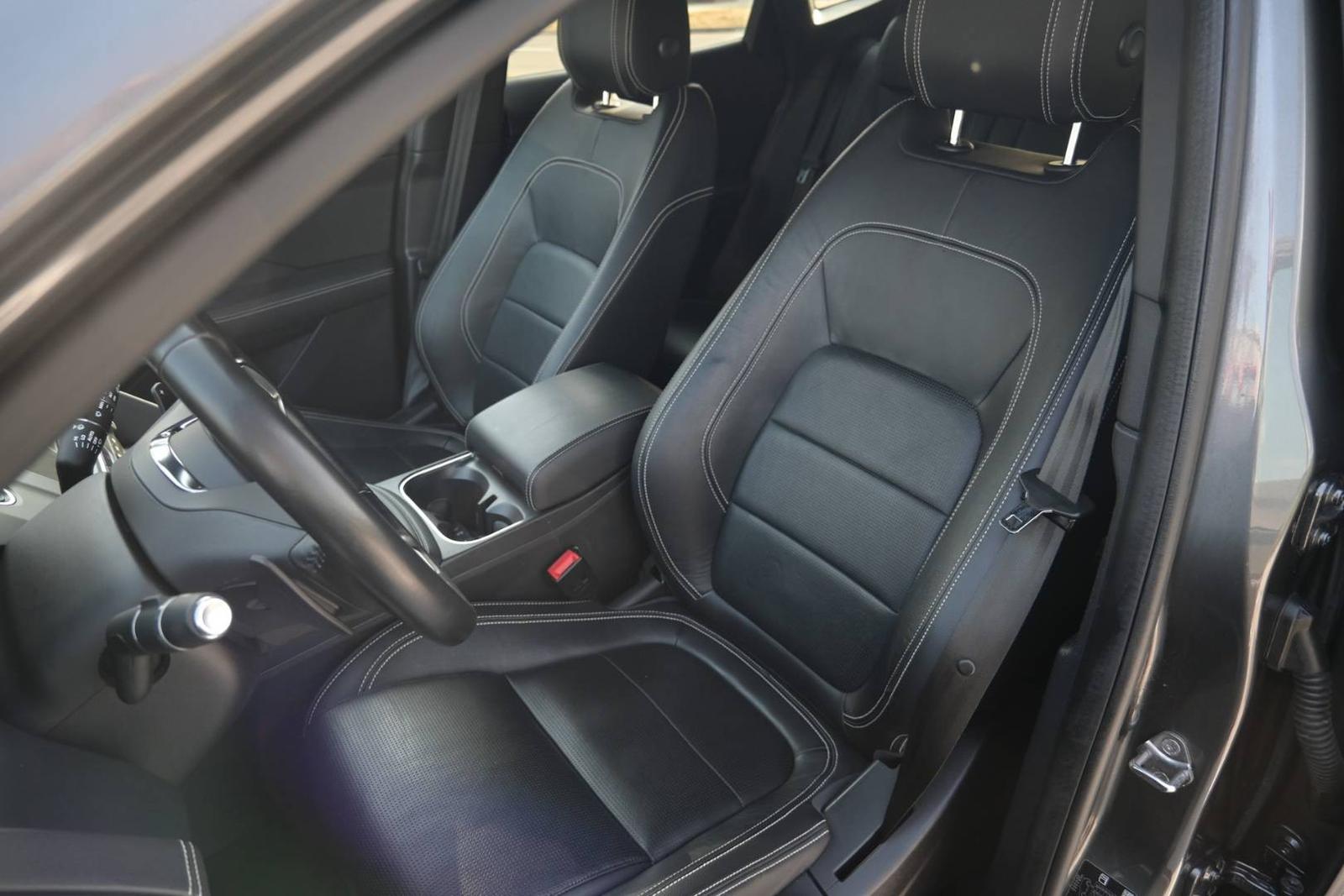 Jaguar E-Pace 2.0 I4 R-Dynamic S AWD A/T