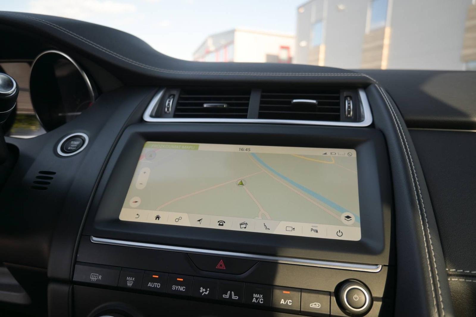 Jaguar E-Pace 2.0 I4 R-Dynamic S AWD A/T