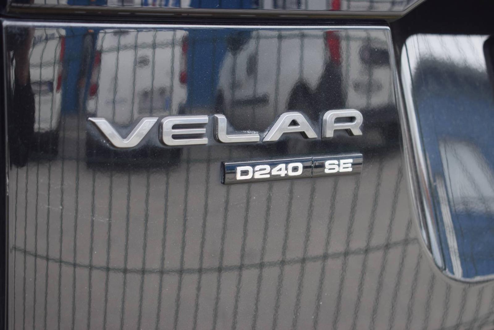 Land Rover Range Rover Velar R-Dynamic 2.0D 240 PS  SE AWD