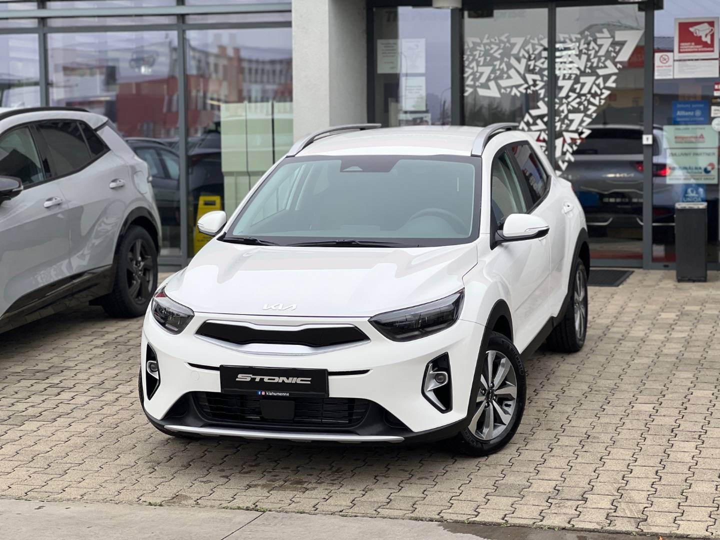 Kia Stonic 1.2DPi M5 GOLD + SMART PACK