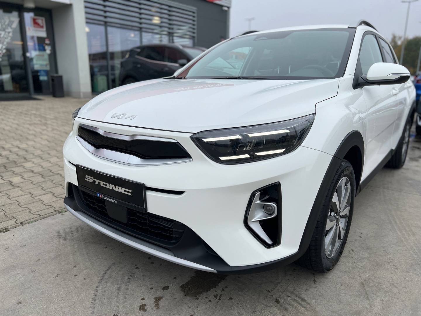 Kia Stonic 1.2DPi M5 GOLD + SMART PACK