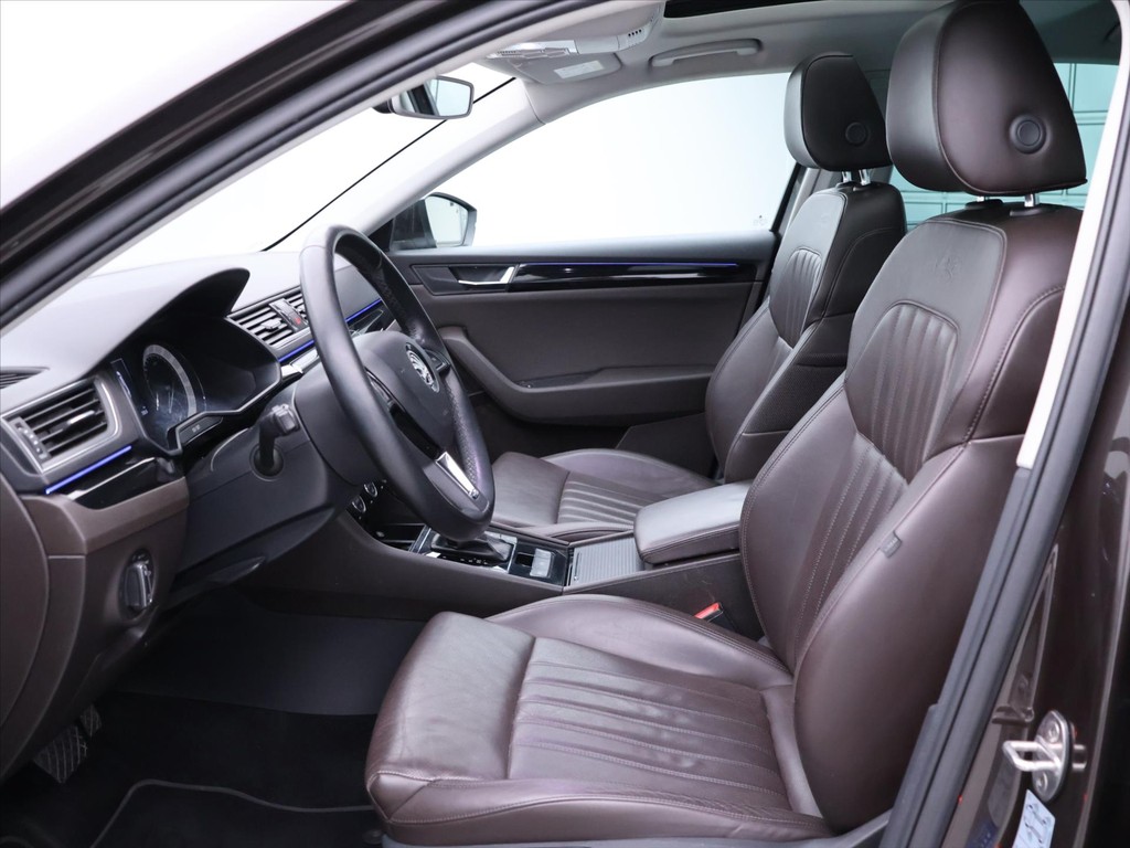 Škoda Superb 2.0 TDi DSG Laurin&Klement
