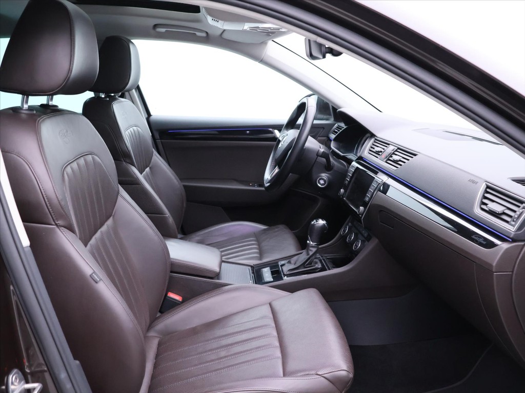 Škoda Superb 2.0 TDi DSG Laurin&Klement