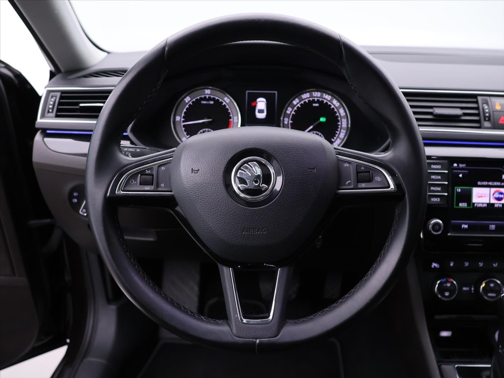 Škoda Superb 2.0 TDi DSG Laurin&Klement