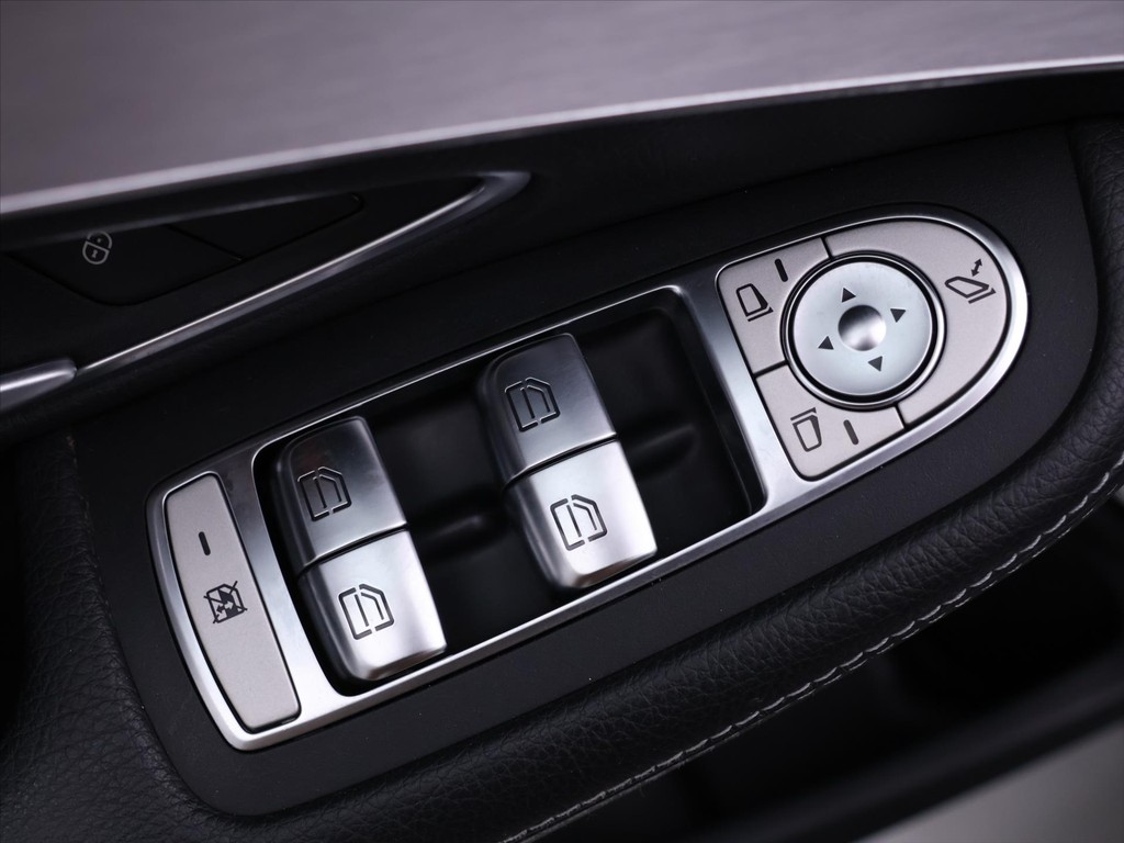 Mercedes C trieda T 160
