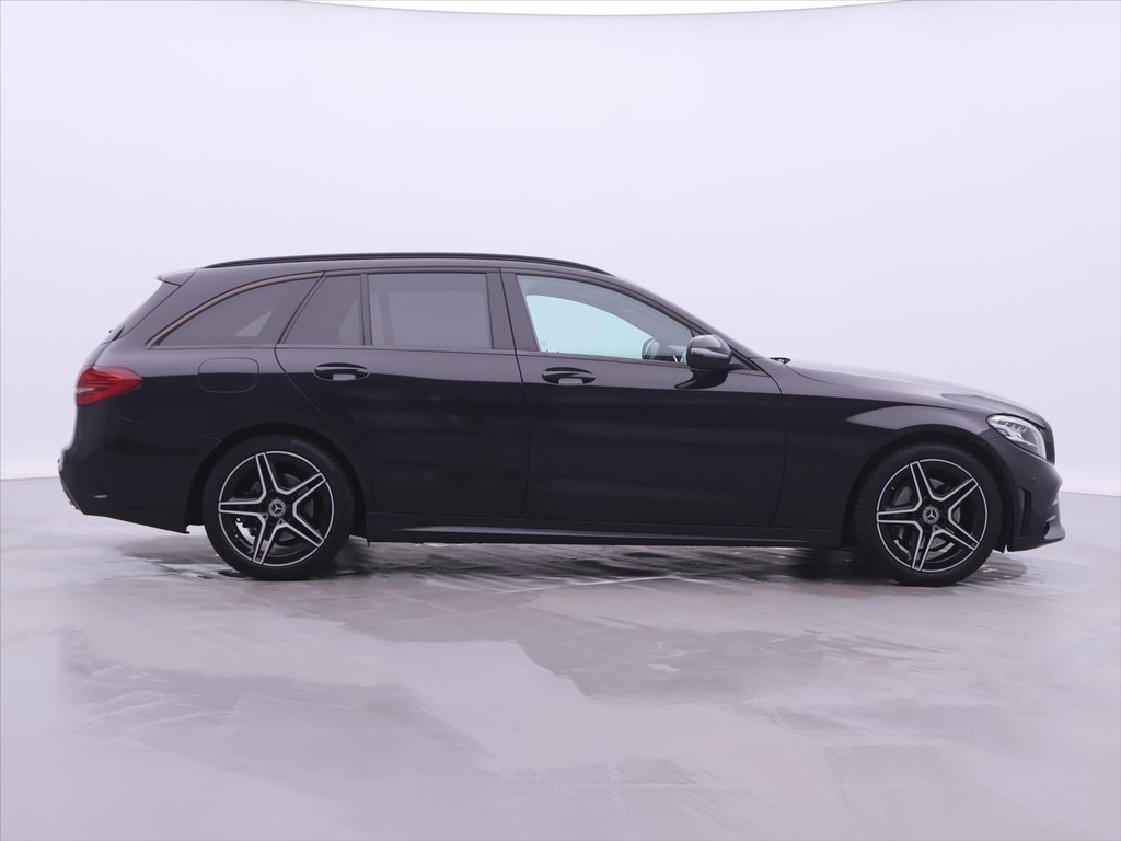 Mercedes C trieda T 160