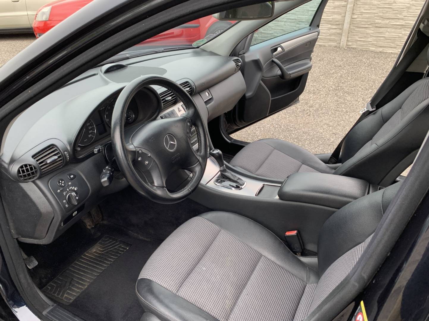 Mercedes-Benz C trieda Kombi 180 Kompressor Avantgarde A/T