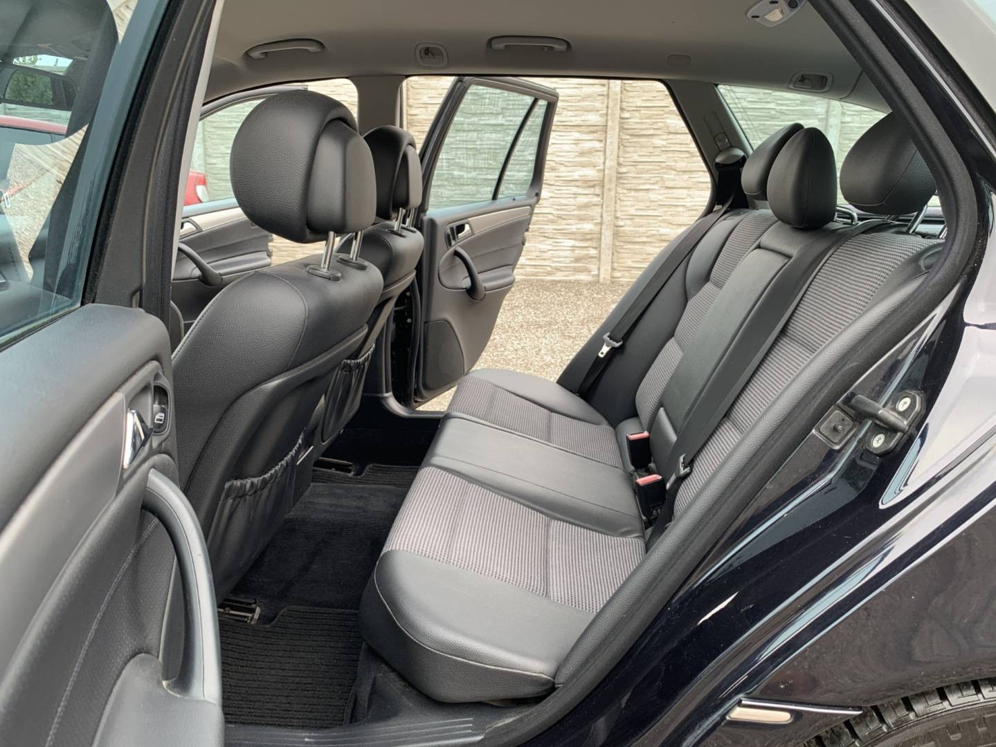 Mercedes-Benz C trieda Kombi 180 Kompressor Avantgarde A/T