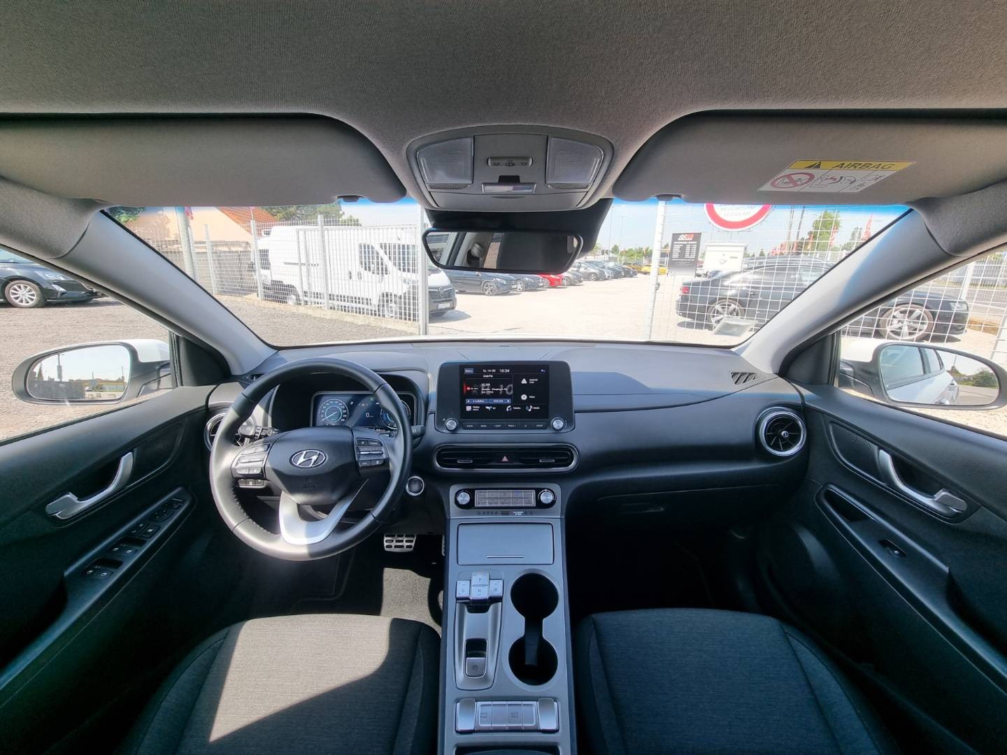 Hyundai Kona Electric 100