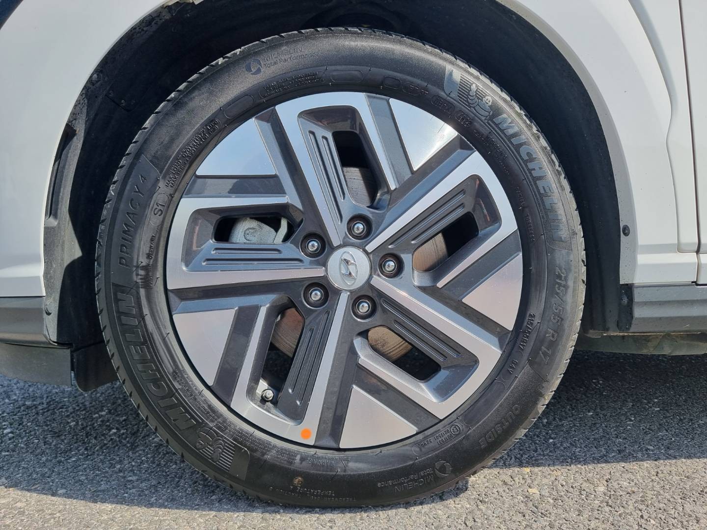 Hyundai Kona Electric 100