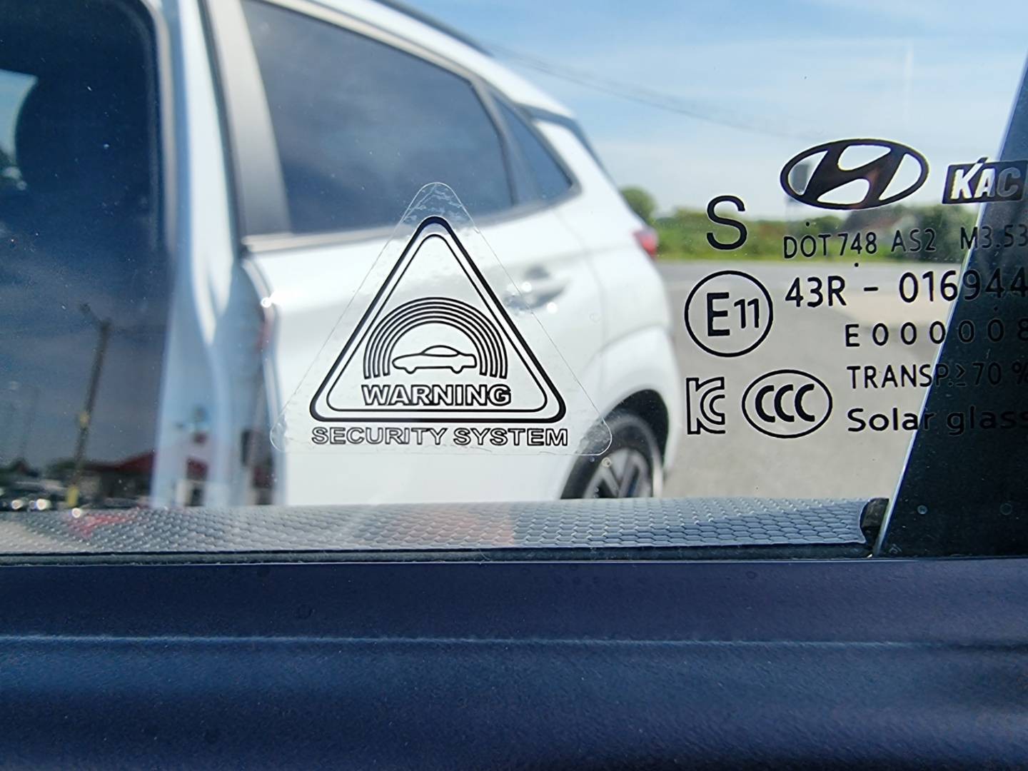 Hyundai Kona Electric 100