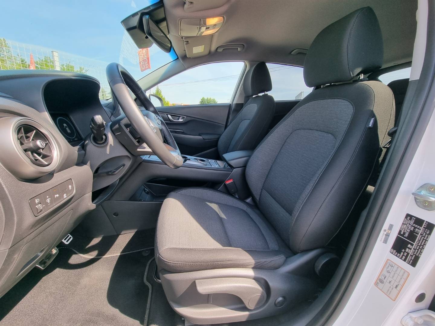 Hyundai Kona Electric 100
