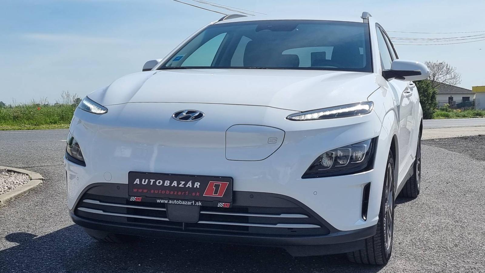 Hyundai Kona Electric 100