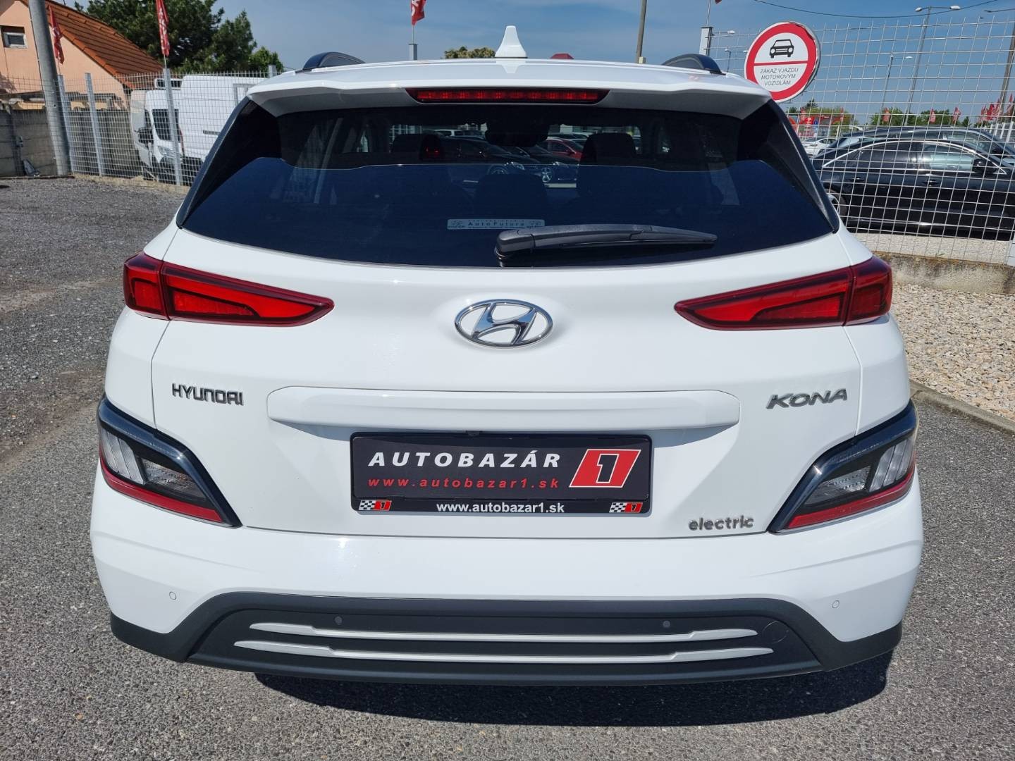 Hyundai Kona Electric 100