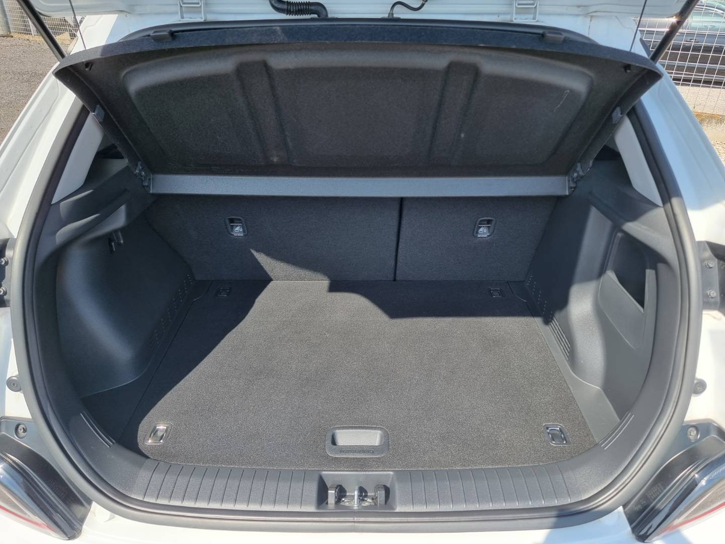 Hyundai Kona Electric 100